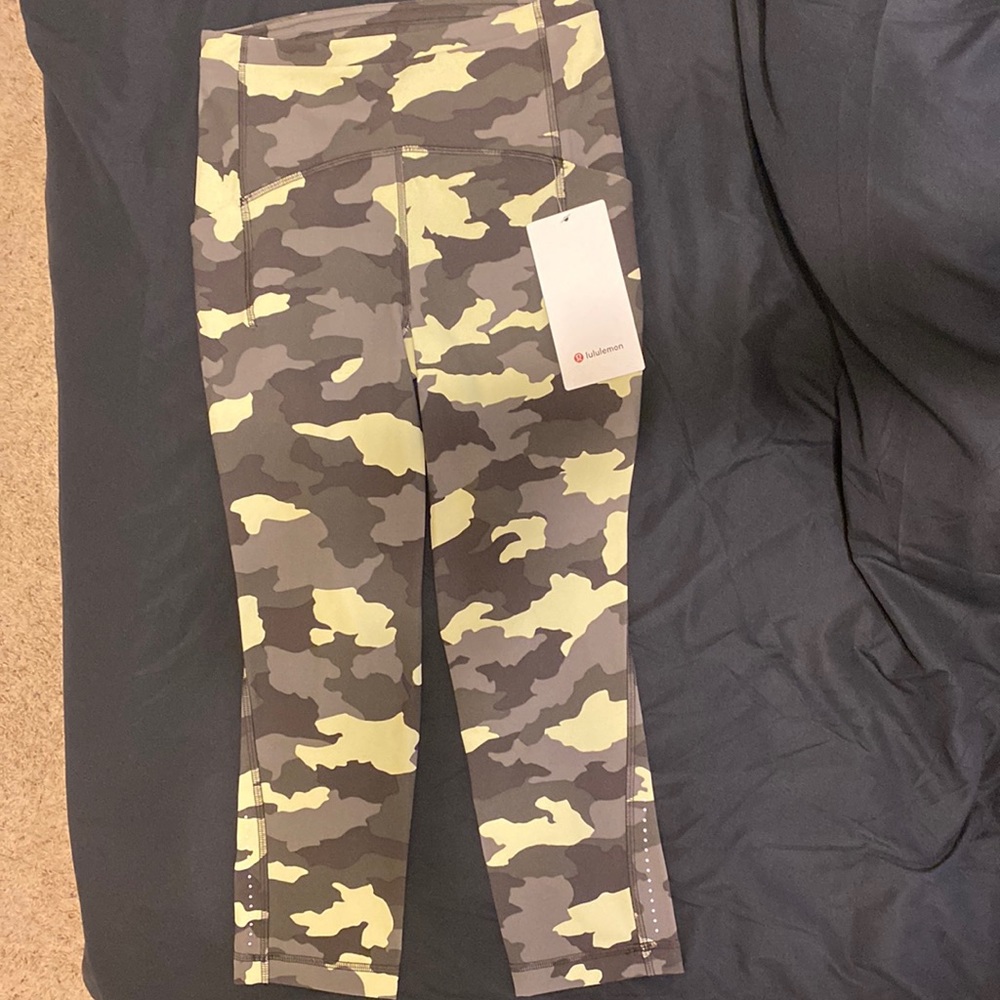 Lululemon Swift Speed HR Crop 21”